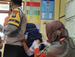 Cerita Unik Bripka Latip Utomo Saat Tenangkan Warga Takut Jarum Suntik Vaksin