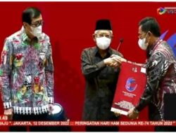 Kejaksaan Agung Raih Penghargaaan Instansi Responsif Penanganan Dugaan Pelanggaran