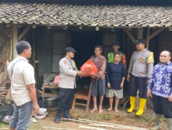 Lalai Tak Dimatikan Dapur Rumah Soimin di Lalap Api, Polsek Tulakan Turun Tangan Beri Bantuan