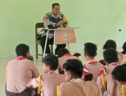 Bertemu Siswa SMK Diponegoro Tulakan, Bripka Latip Terangkan Dampak Tindak Asusila