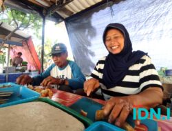 Kisah Cinta Sejoli Lansia Penjual Kopi di Pacitan