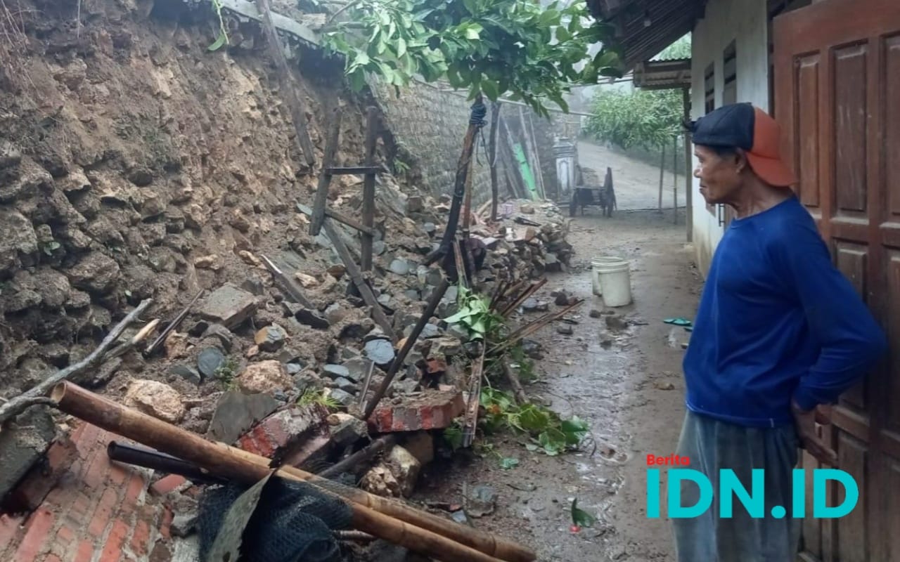 Insiden bencana alam dipicu hujan dengan intensitas tinggi di Pacitan. (Foto: Al Ahmadi/BeritaIDN)