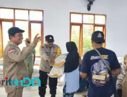Bhabinkamtibmas Polsek Tulakan Monitoring Penyaluran Bansos Beras CPP di Desa Kalikuning