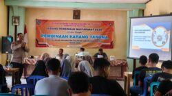Jadi Narasumber, Aipda Latip Bakar Semangat Karang Taruna Desa Gasang Pacitan