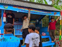 Tiga Pilar Desa Kalikuning Gelar Kerja Bakti Bareng Warga Benahi Pos Kamling