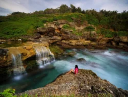 Air Terjun ke Laut, Daya Tarik Unik Pantai Ngandul di Pacitan