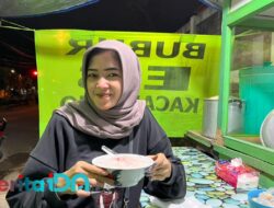 Ada Es Burjo Aswika Jadi Buruan Warga di Simpang Gerdon Pacitan