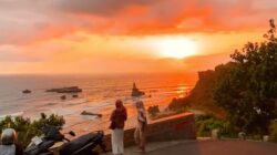 Merasakan Pesona Karang Mahkota Dewa di Pantai Buyutan Pacitan