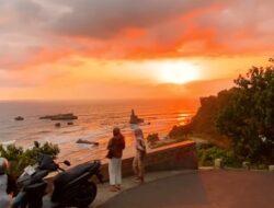 Merasakan Pesona Karang Mahkota Dewa di Pantai Buyutan Pacitan