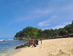 Hanya Rp5.000, Nikmati Keindahan Pantai Nyawiji Pacitan yang Menenangkan