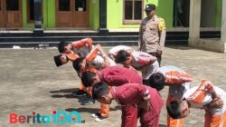 Bhabinkamtibmas Tulakan Aipda Latip Utomo Latih PBB di MIN 1 Pacitan, Bentuk Disiplin