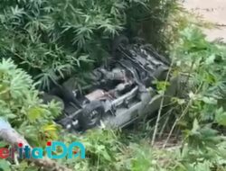 Diduga Sopir Mengantuk, Mobil Terjun ke Jurang di Semanten Pacitan