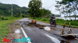 Aspal ke Mako Lanal Pacitan Rusak, PU Bina Marga Jatim Janji Mulai Perbaiki 28 Februari