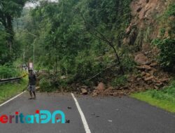 Hujan Deras Picu Longsor, Jalur Pacitan–Ponorogo Tak Bisa Dilalui