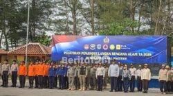 Damkar Satpol PP Pacitan Ambil Bagian dalam Simulasi Tsunami di Pancer Door