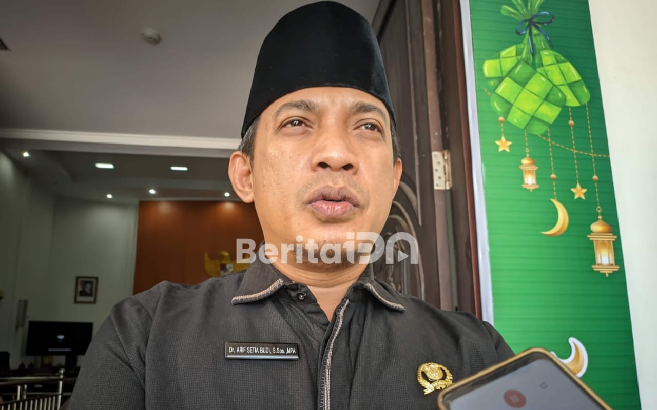 Ketua DPRD Pacitan Arif Setia Budi menegaskan Koperasi Desa Merah Putih harus menjadi penggerak ekonomi desa tanpa mematikan usaha kecil dan warung kelontong milik warga.